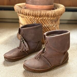 Durango Women’s Brown Leather Ankle Moccasin Boots 8M New